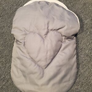 Jolly Jumper Infant Carrier Cuddle Bag